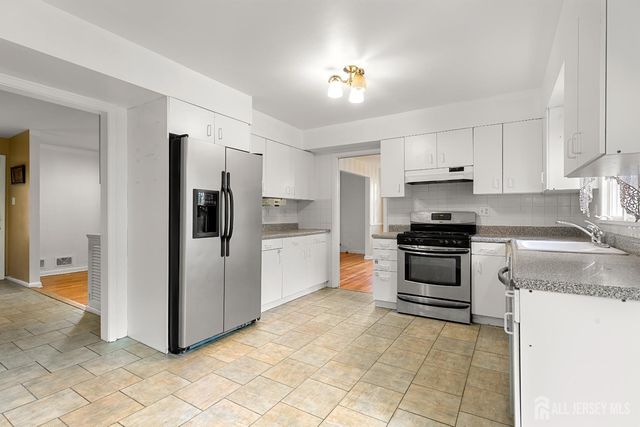 29 Devonshire Terrace, West Orange, NJ 07052
