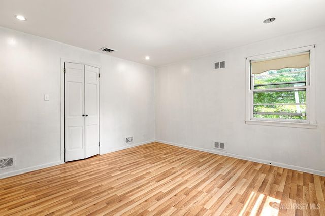 29 Devonshire Terrace, West Orange, NJ 07052