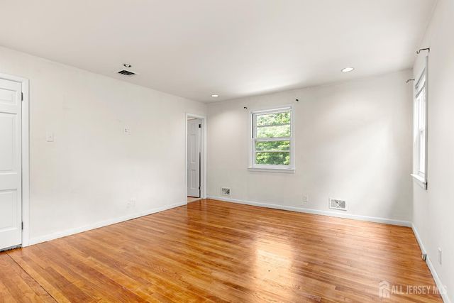 29 Devonshire Terrace, West Orange, NJ 07052
