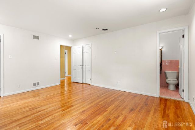 29 Devonshire Terrace, West Orange, NJ 07052