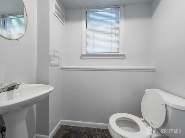 29 Devonshire Terrace, West Orange, NJ 07052