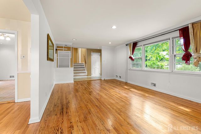 29 Devonshire Terrace, West Orange, NJ 07052