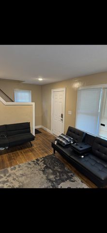 1478 E 26th Avenue, Columbus, OH 43211