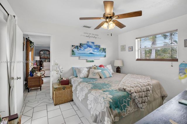 7140 Meade Street, Hollywood, FL 33024