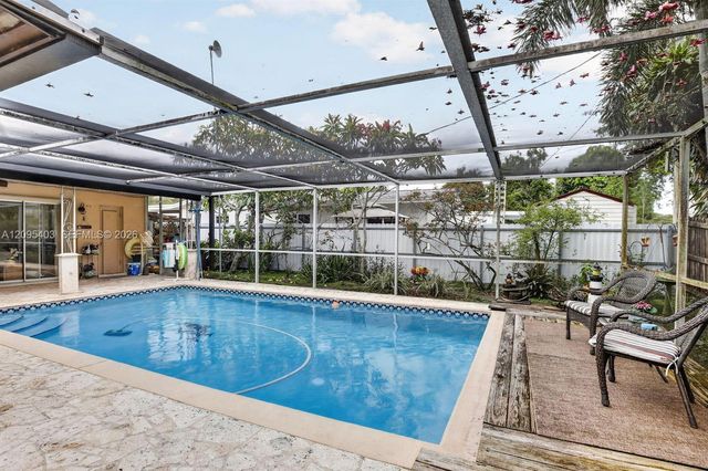 7140 Meade Street, Hollywood, FL 33024