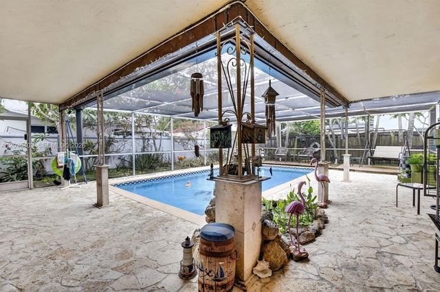 7140 Meade Street, Hollywood, FL 33024