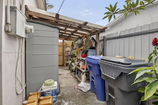 7140 Meade Street, Hollywood, FL 33024