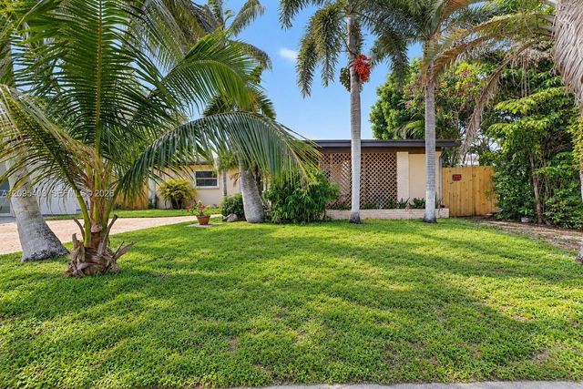 7140 Meade Street, Hollywood, FL 33024