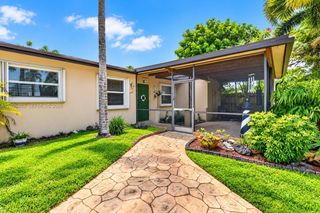 7140 Meade Street, Hollywood, FL 33024