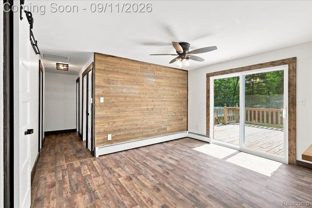 9985 Cedar Island Road, White Lake Charter Township, MI 48386