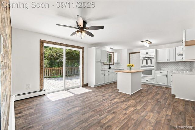 9985 Cedar Island Road, White Lake Charter Township, MI 48386