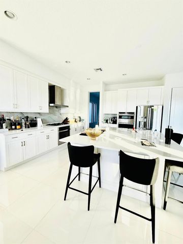 8185 Crystal Downs Ave, Boca Raton, FL 33434