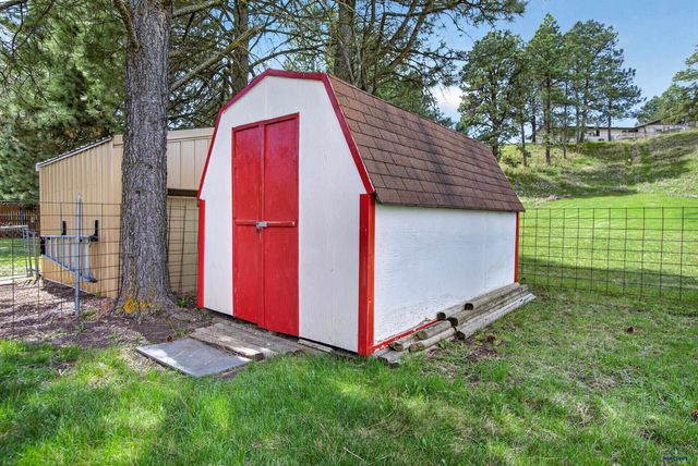3211 VANOCKER DR, Sturgis, SD 57785
