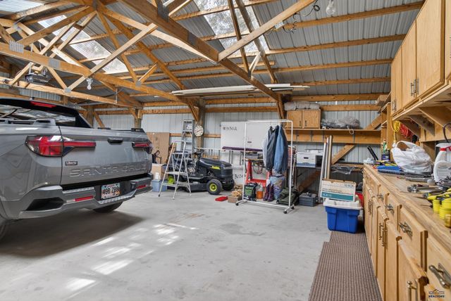 3211 VANOCKER DR, Sturgis, SD 57785