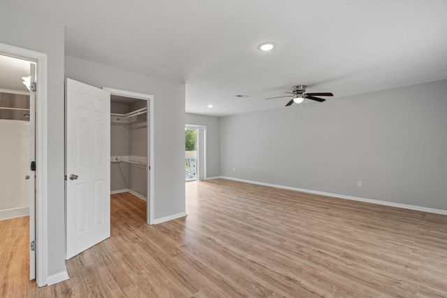 44 Sharmont Dr., Hattiesburg, MS 39402