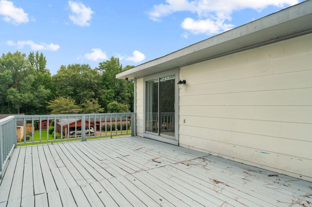 44 Sharmont Dr., Hattiesburg, MS 39402