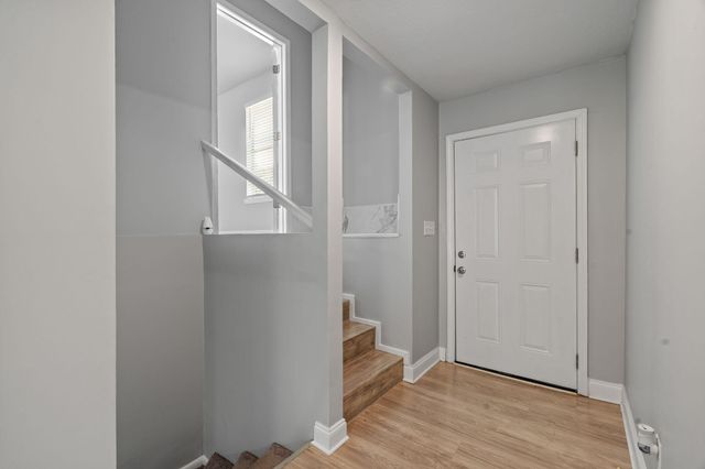 44 Sharmont Dr., Hattiesburg, MS 39402