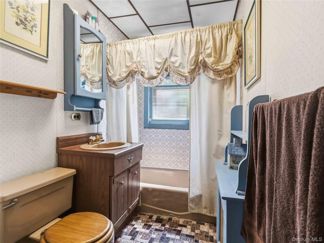 82-04 91st Avenue, Woodhaven, NY 11421