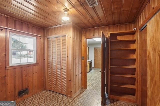 277 Oak Street, Hiram, GA 30141