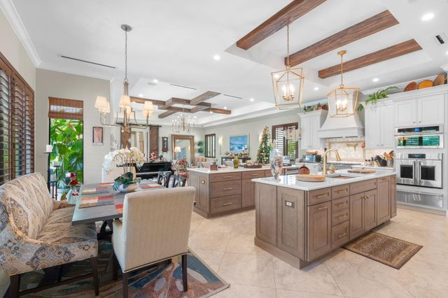 2500 NE 14th St, Fort Lauderdale, FL 33304