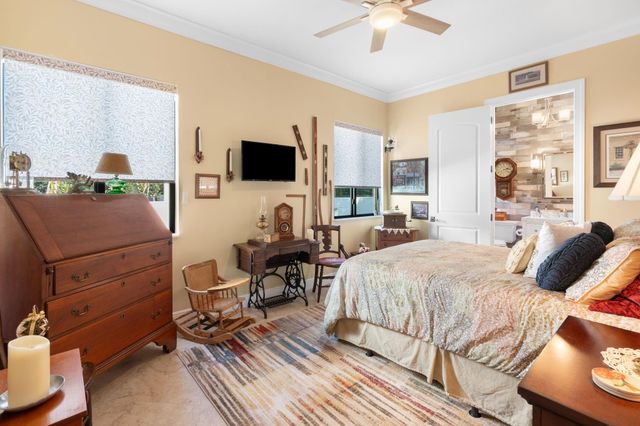 2500 NE 14th St, Fort Lauderdale, FL 33304