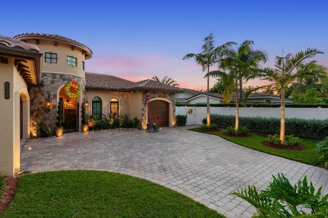 2500 NE 14th St, Fort Lauderdale, FL 33304