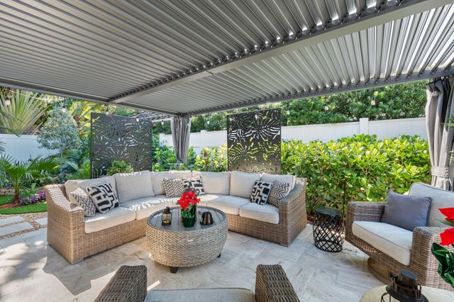 2500 NE 14th St, Fort Lauderdale, FL 33304