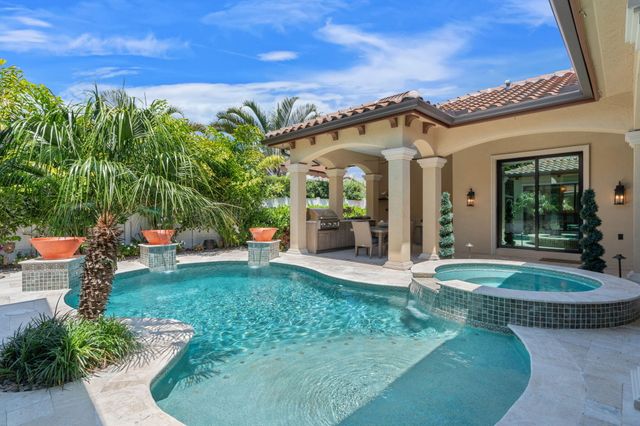 2500 NE 14th Street, Fort Lauderdale, FL 33304