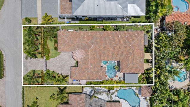 2500 NE 14th Street, Fort Lauderdale, FL 33304