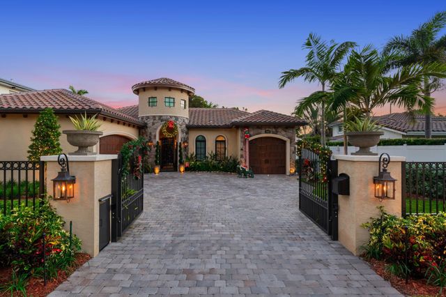 2500 NE 14th St, Fort Lauderdale, FL 33304