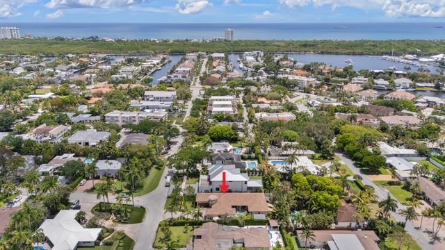 2500 NE 14th Street, Fort Lauderdale, FL 33304