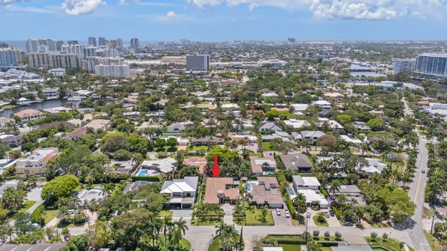 2500 NE 14th Street, Fort Lauderdale, FL 33304