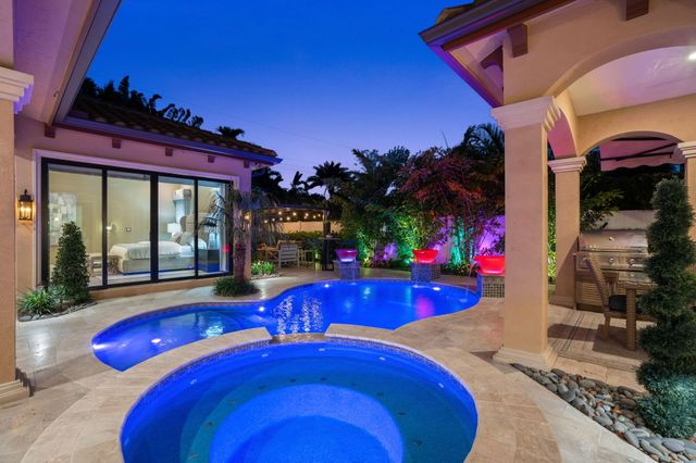 2500 NE 14th Street, Fort Lauderdale, FL 33304