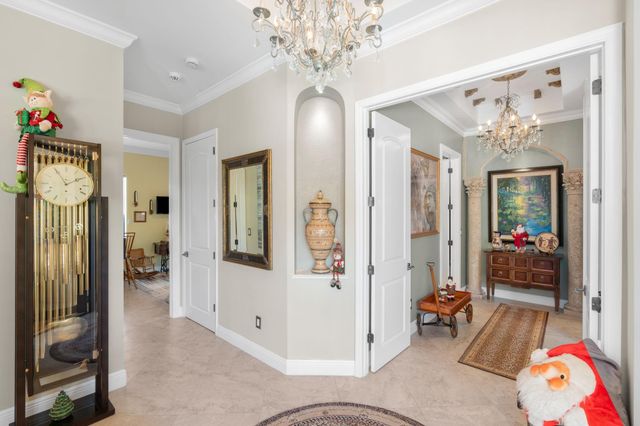 2500 NE 14th St, Fort Lauderdale, FL 33304