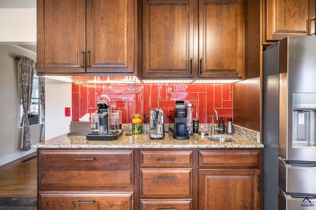 26 Mansfield Drive, Hawkinsville, GA 31036