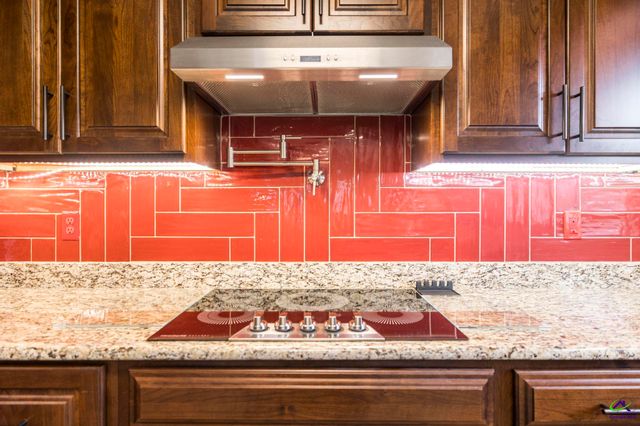 26 Mansfield Drive, Hawkinsville, GA 31036