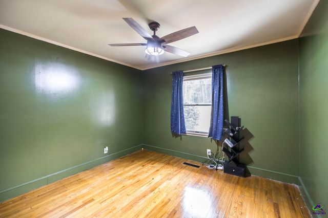 26 Mansfield Drive, Hawkinsville, GA 31036