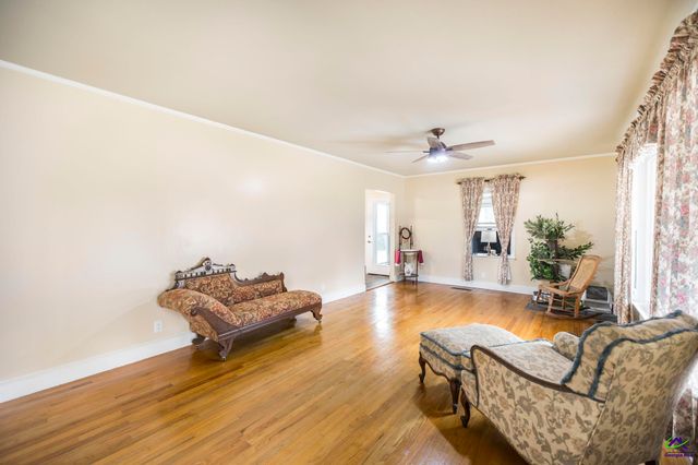 26 Mansfield Drive, Hawkinsville, GA 31036