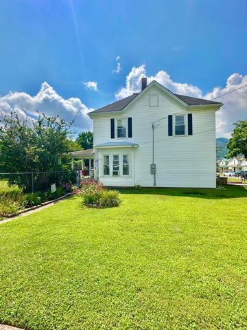 932 McCormick BLVD, Clifton Forge, VA 24422