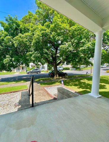 932 McCormick BLVD, Clifton Forge, VA 24422