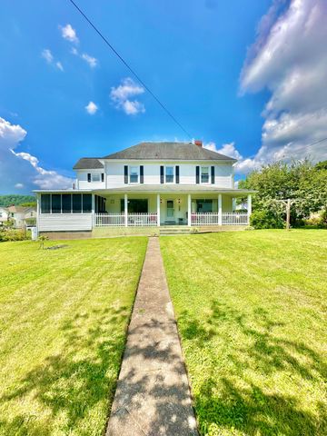 932 McCormick BLVD, Clifton Forge, VA 24422