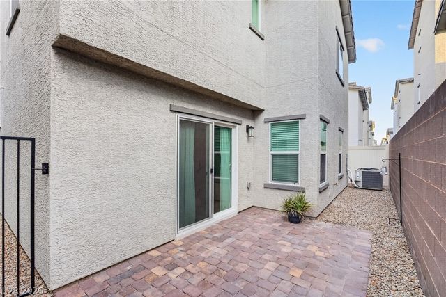 6947 Magenta Moon Street, North Las Vegas, NV 89086