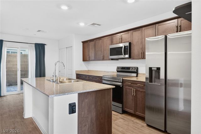 6947 Magenta Moon Street, North Las Vegas, NV 89086