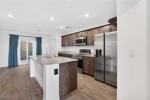 6947 Magenta Moon Street, North Las Vegas, NV 89086