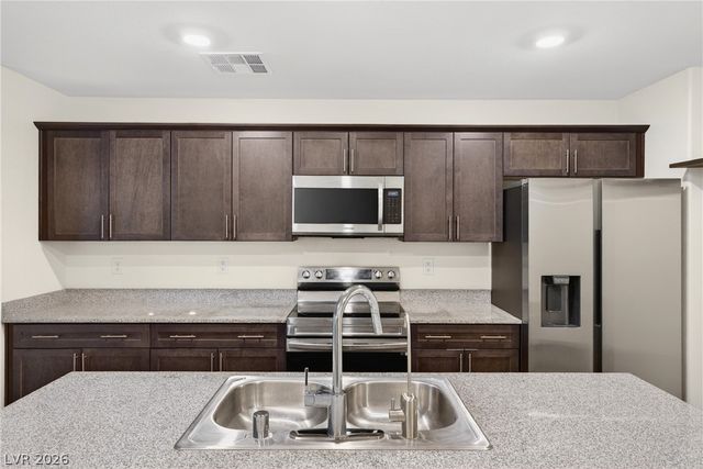 6947 Magenta Moon Street, North Las Vegas, NV 89086