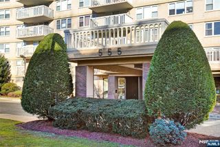 555 North Avenue 25K, Fort Lee, NJ 07024