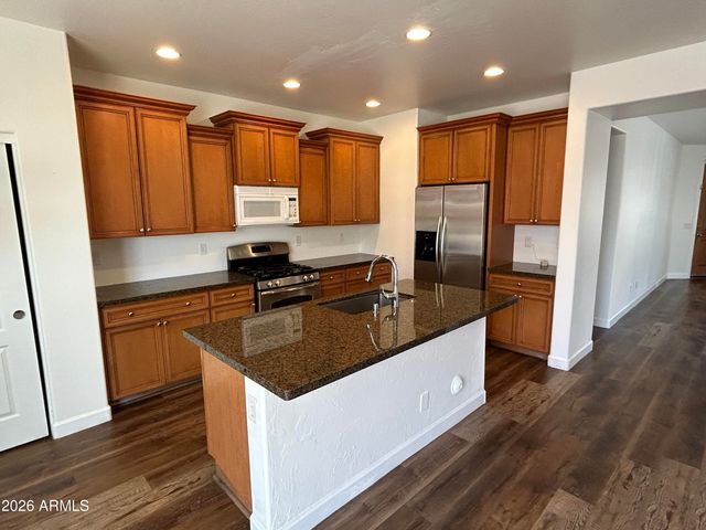 7325 W ELLIS Street, Laveen, AZ 85339
