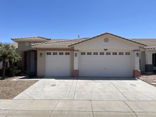 7325 W ELLIS Street, Laveen, AZ 85339