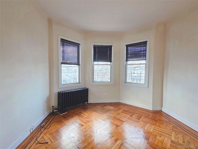 60-48 80th Avenue, Glendale, NY 11385