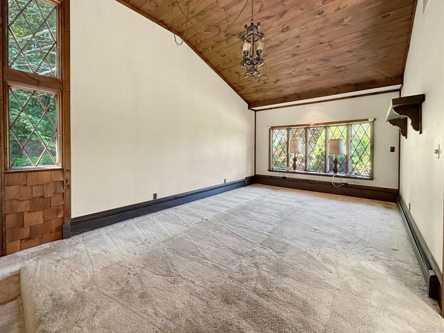 420 Boston Post Road, East Lyme, CT 06333